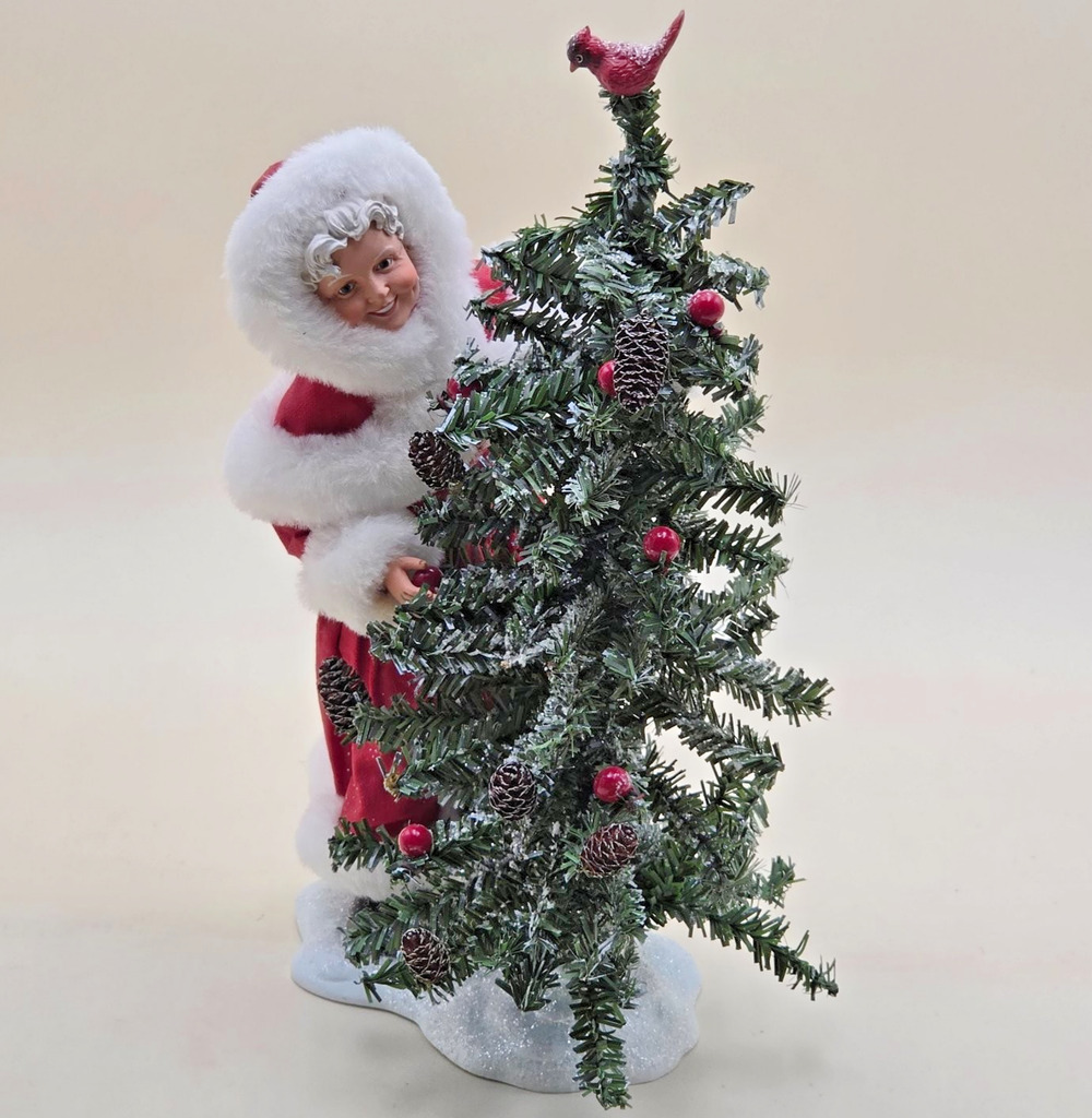 Dept 56 Possible Dreams The Perfect Tree Mrs Claus Clothtique Rare in Box 2006